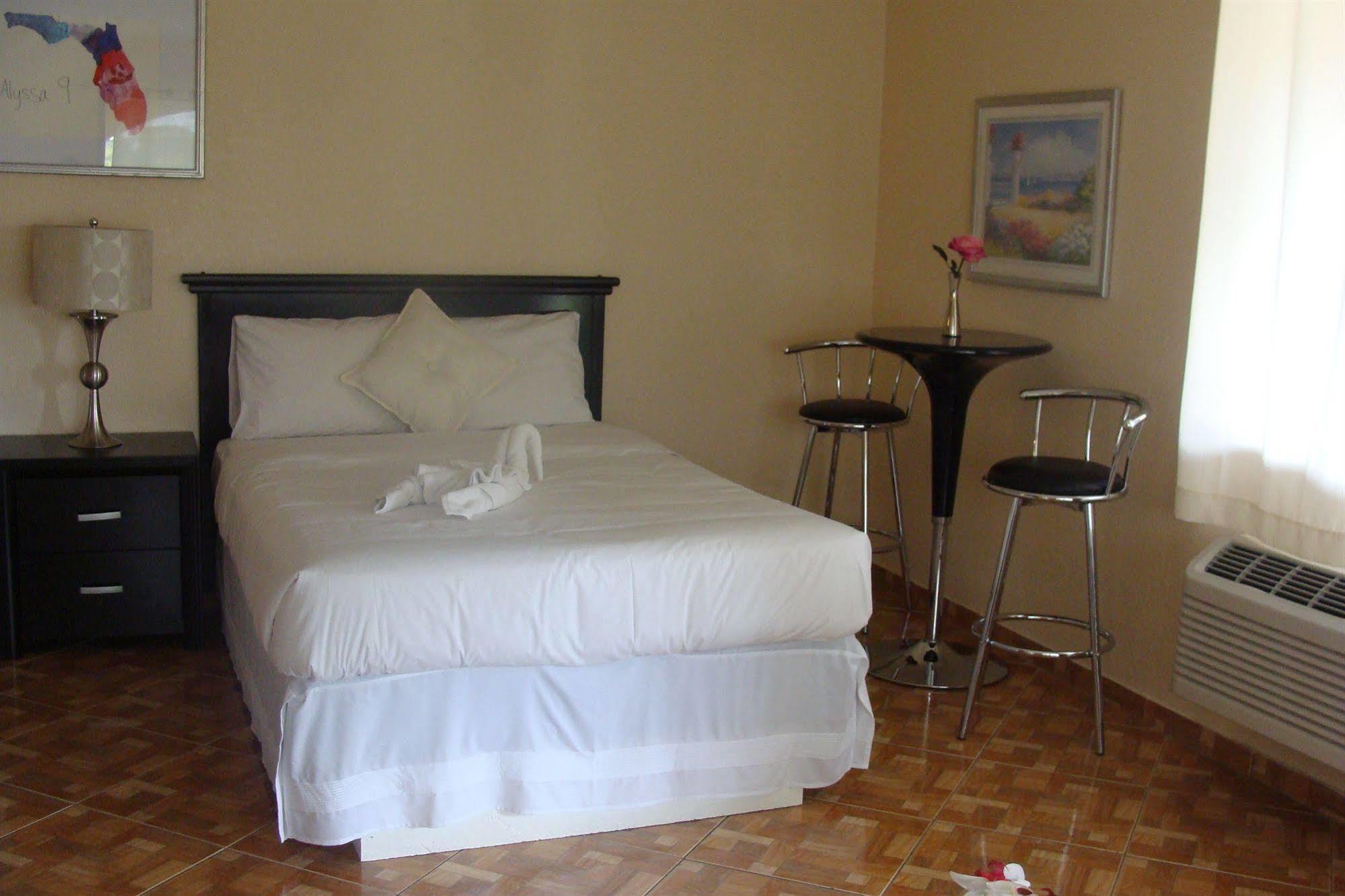 Sevilla Inn Kissimmee- Near Disney Bagian luar foto